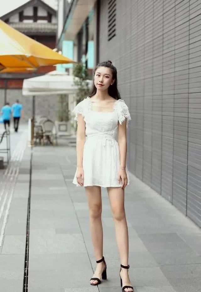 双尖头的高:秀出女性十足女人味,高跟鞋时尚穿搭