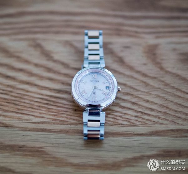日本之行购入CITIZEN 西铁城 女款光动能电波表 开箱