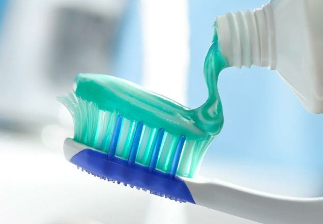 祛斑强过激光，美白堪比整形，只需睡前涂一涂，一夜变16岁少女肌