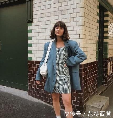  气质■雾霾蓝out啦！2020年“石灰蓝”火了！