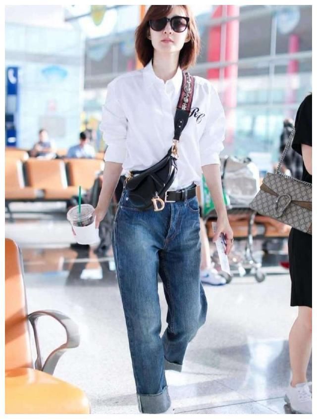王丽坤真敢穿！短发衬衫牛仔裤，网友：换双鞋会更爷们！