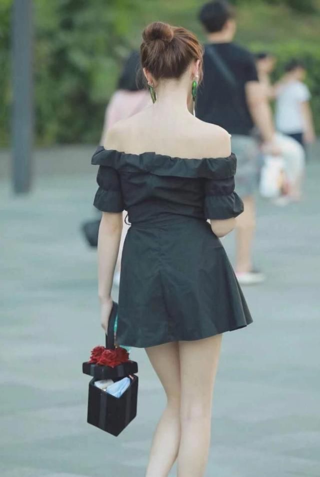  颜值|街拍气质美女小姐姐,大长腿 高颜值 这谁顶得住呀