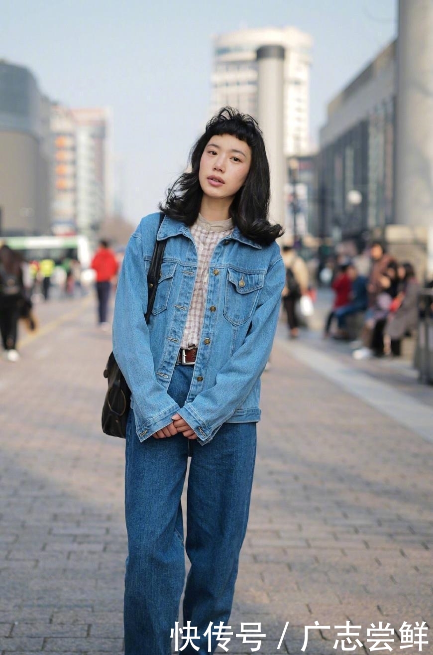 #美女#街拍:太古里的街头个个是美女,让人眼花缭乱
