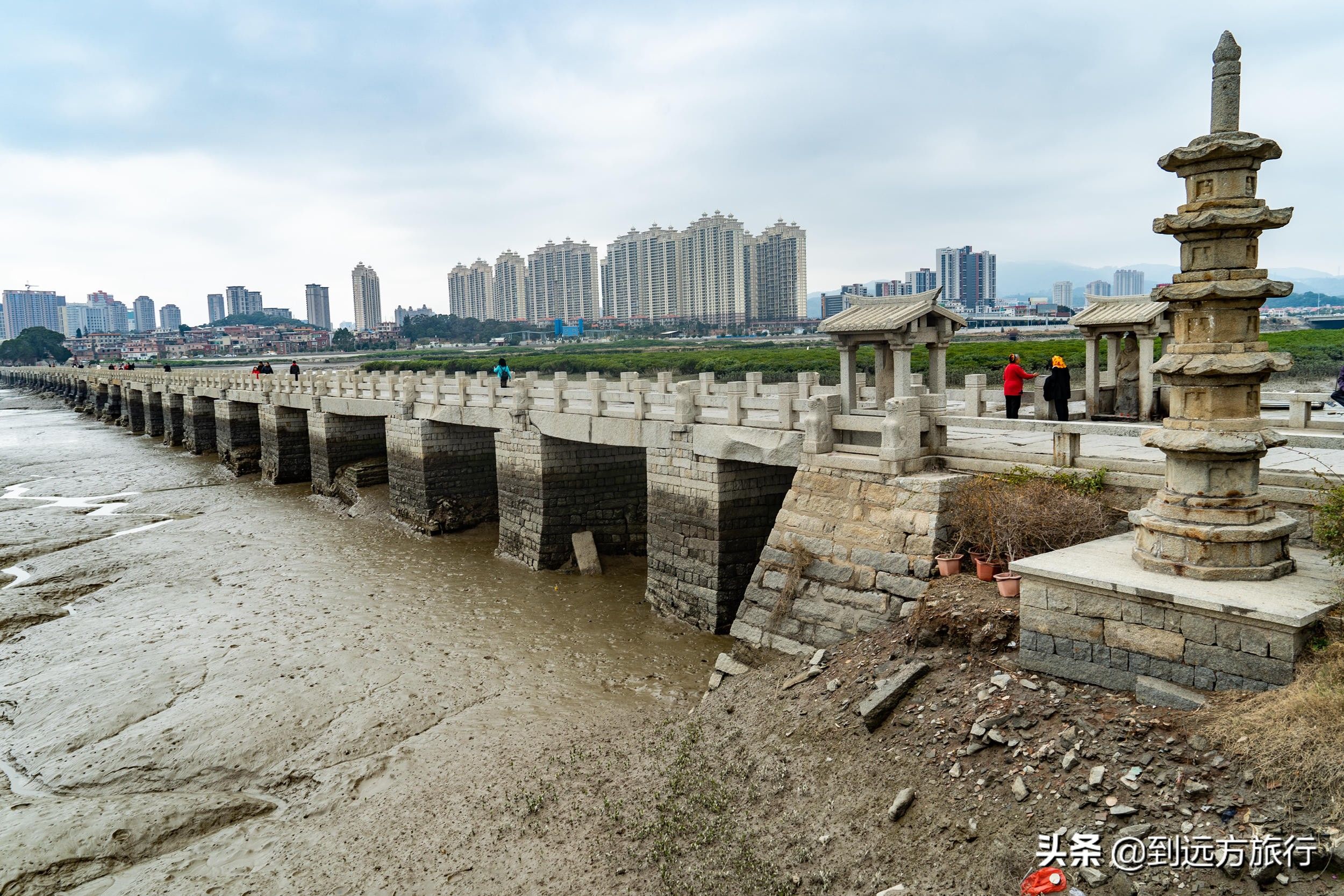 宋朝人建的石桥到现在900多年，没有水泥钢筋，竟没有被海水冲掉
