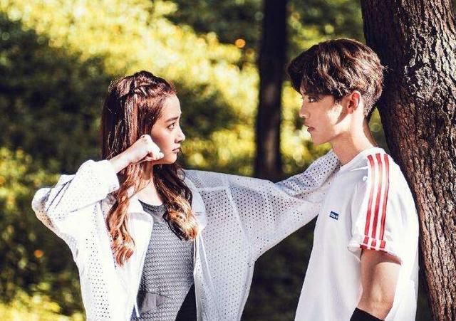 分手谣言无情打脸，网络键盘手脸肿了吗？