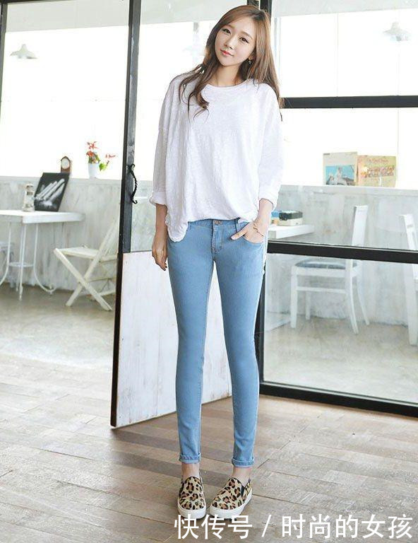 紧身裤穿着更加舒适自然，突显出女性浪漫时尚一面！