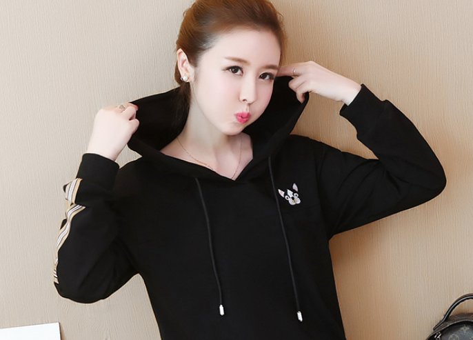 入秋后，一激动把连衣裙全扔了!穿上新款套装，老公直呼好看