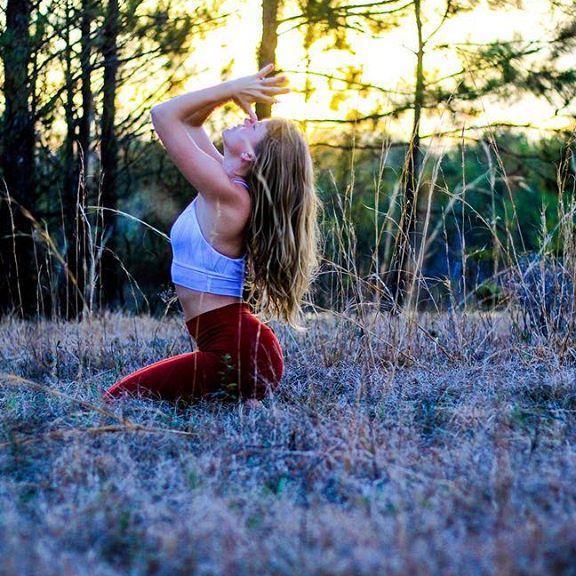 专减“水桶腰”，这些瑜伽动作每天一遍，练出迷人腰线