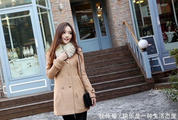 棕色■时尚穿搭第八期棕色毛呢外套搭配黑色打底裤