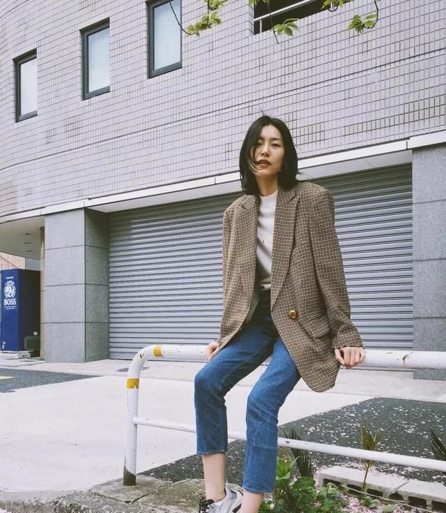 『春天』人手一件的西装外套,今年春天流行这3件,时髦又高级!