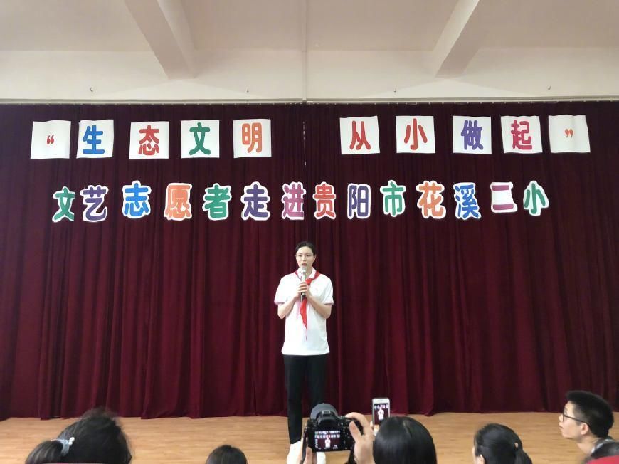 又一位奥运冠军妈妈!吴敏霞大方公布怀孕，10个月前网上传假消息