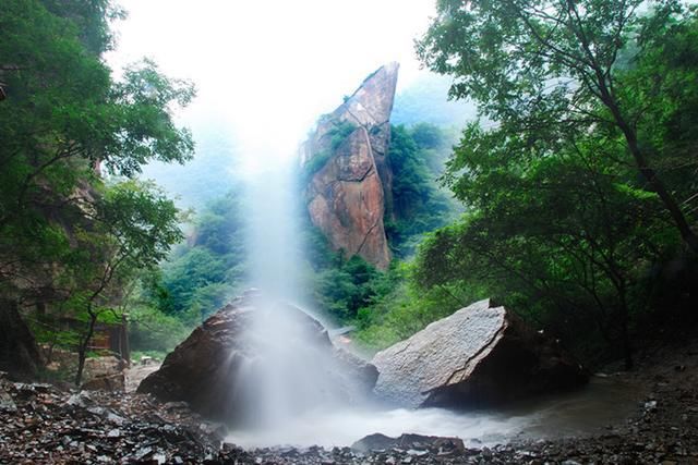 我国首个哭穷的5A景区,身背上亿欠款却坚持不宰客 游客:良心