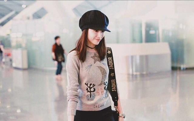  『小姐』现实版的董小姐, 穿着简单, 韵味十足