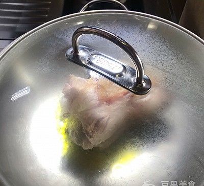 「外婆」外婆的祖传秘方—土豆蒸蹄膀