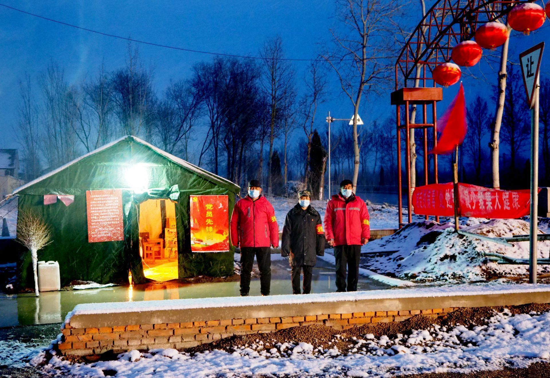  力量■战“疫”之城！力量之城！瑞雪里，大美德州