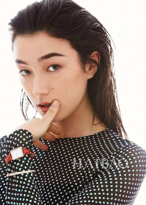 张柏芝的混血感是哪来的,这种"不健康"肤质在加分?