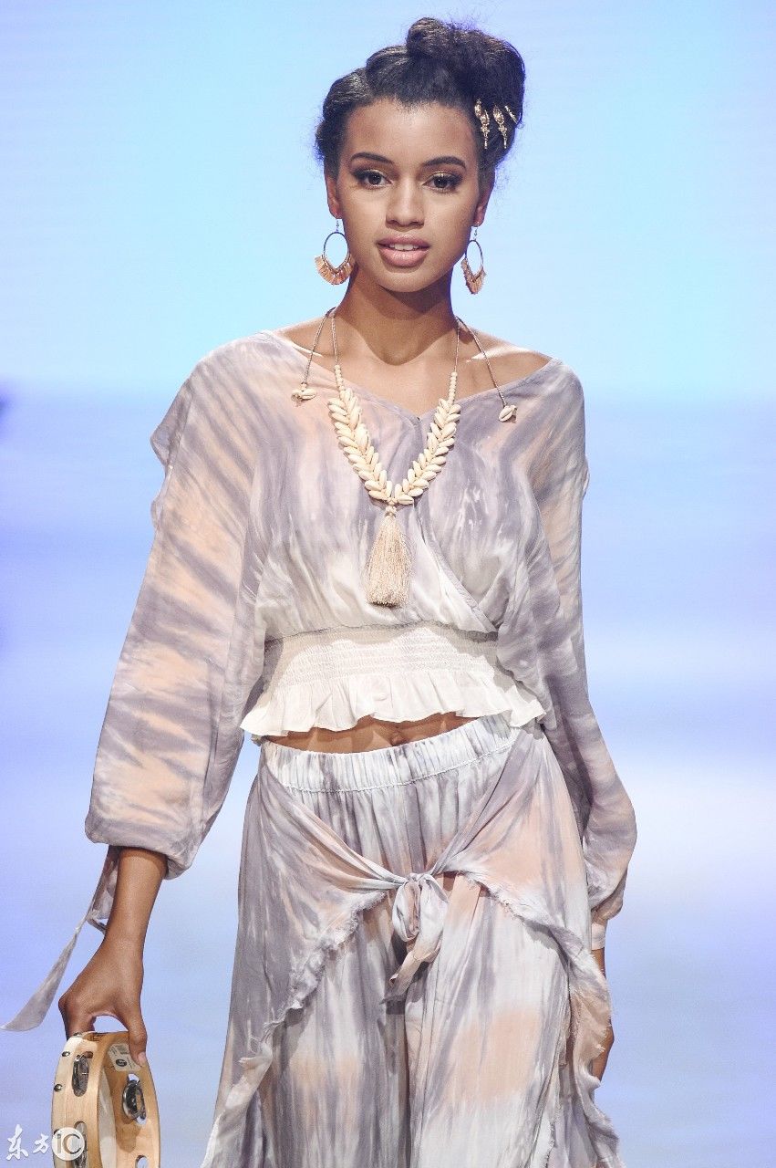 2019迈阿密时装周冲浪吉普赛029