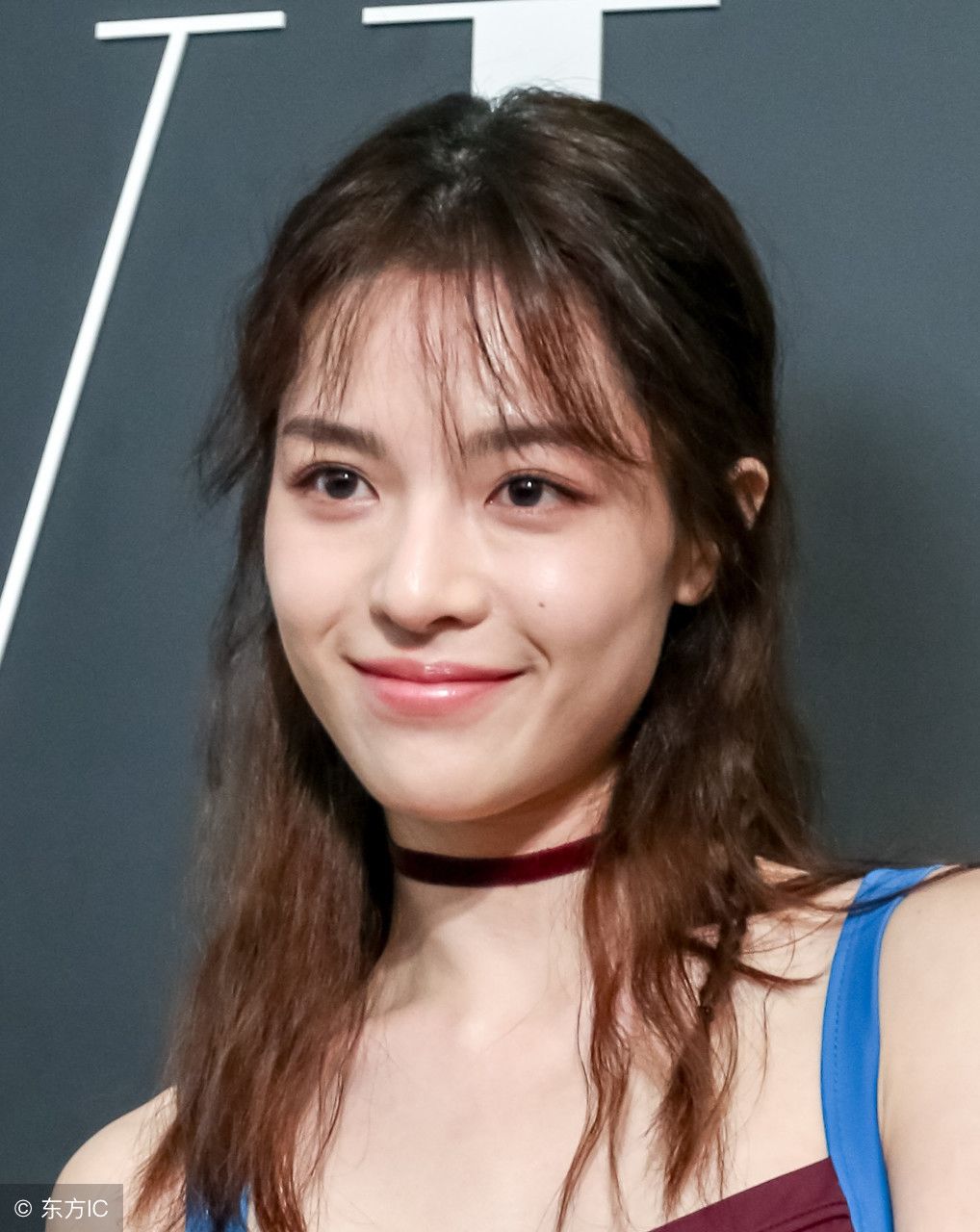 钟楚曦出席某活动 网友:太会穿了,裙子谁设计的