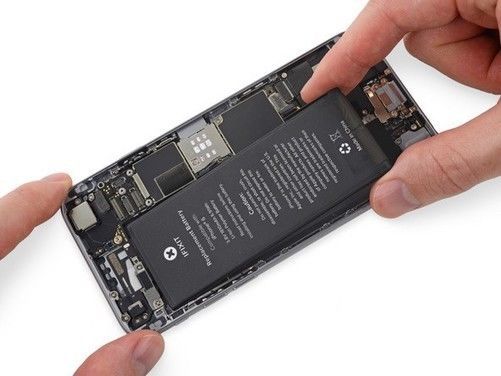 第二炸!iPhone在官方更换电池时再度发生爆炸