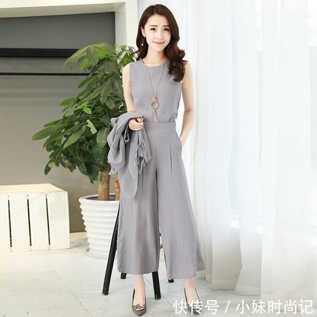 气质:女人就要精致的美,穿上自己想要的套装,出去也要有气质