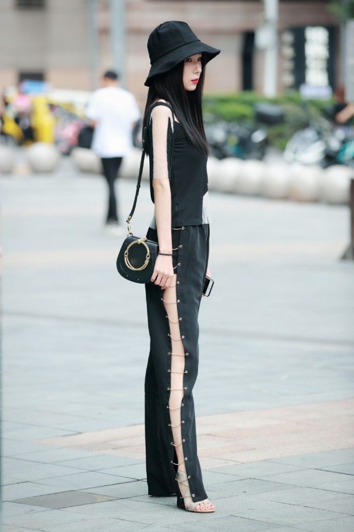 夏日清新靓丽的穿搭参考，回头率那是百分百