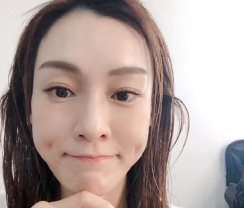 「脸上」脸上有这4个特征的女生,属于天生“颜值”高,你占了几个?