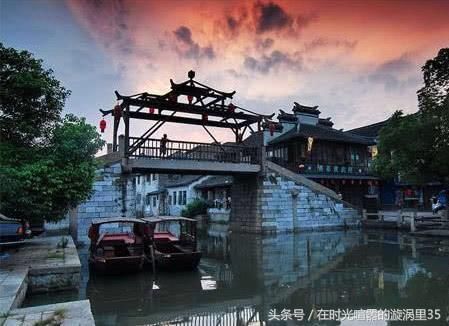 我国最会“作死”的古镇，除了收取百元门票，这些费也是必须要缴