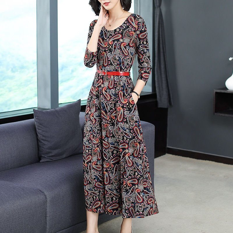 终于找到了，这女装时髦又美嫩，中秋送70后妈妈，8件都不为过