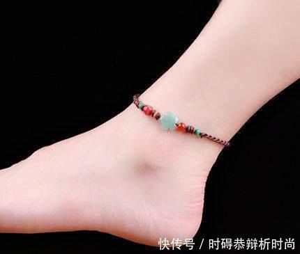 唯美精致民族风脚链的,衬托着你小脚丫白皙可爱,优雅有女人味!