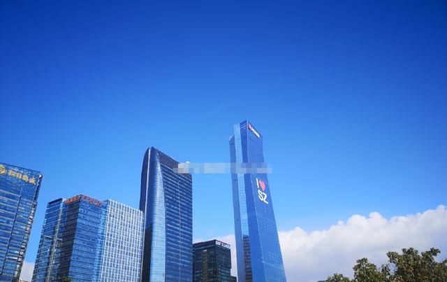  收入：都说跑滴滴不挣钱，看完这个司机的收入，脸打的疼不？