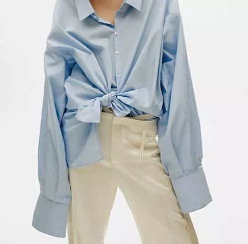 今年夏天巴黎女人都在这样穿，精致又浪漫