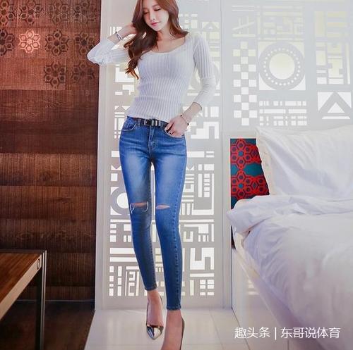 非常耐看的牛仔裤美女，小姐姐身材比例刚刚好！