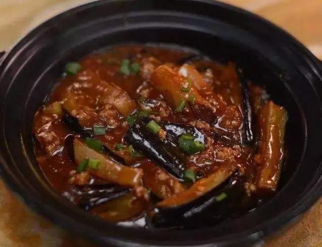 茄子怎样做才好吃茄子煲 t01ef485b602569f00f.jpg