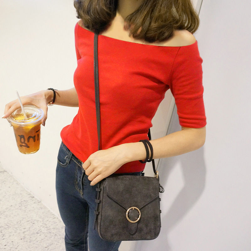 把连衣裙统统比下去的“T恤”，紧身性感火辣，女人味十足美炸天