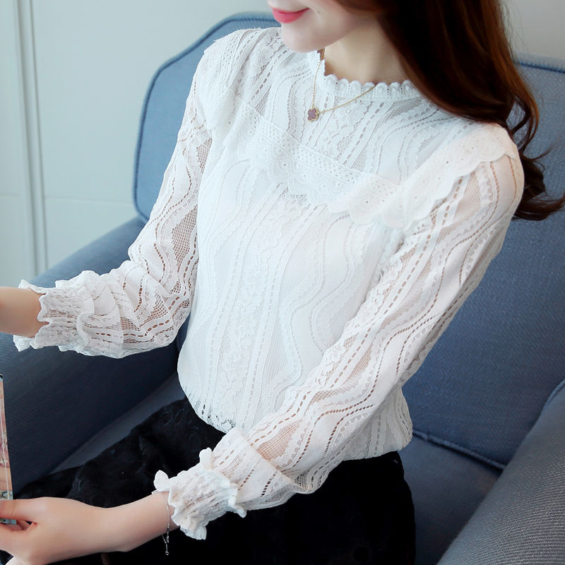 现在潮流小姐姐都是连衣裙+百搭，看看如何搭配潮流一线