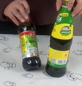  『蚝油』蚝油天天吃，你知道蚝油是什么做的吗？看完快告诉家人还不晚
