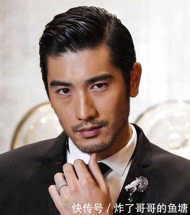 婚礼播放新娘视频