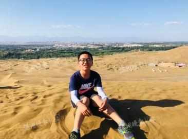 边旅游边思考边写作 平阳12岁男孩游新疆写了近两万字游记