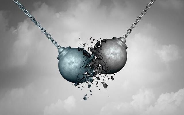 又一快递品牌诞生，2个月开565个网点，抢占中高端，顺丰危险了?