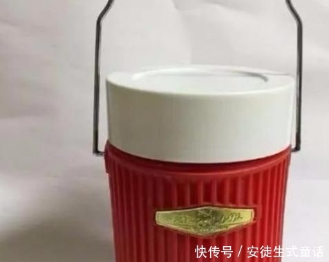  #回忆#记忆中的“老掉牙”老物件，真的越来越少见了，数数你认