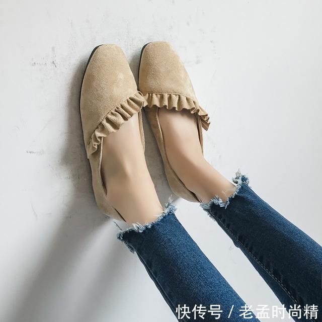 【平底休闲单】时尚达人都爱穿的几款单鞋,时髦又显女人味,尤其是最后一款