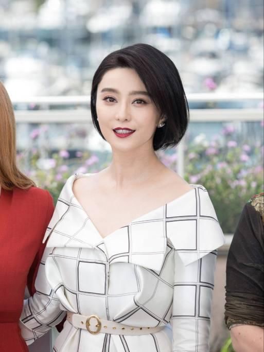 网友对范冰冰偷税漏税点评要笑死谁,原来容嬷