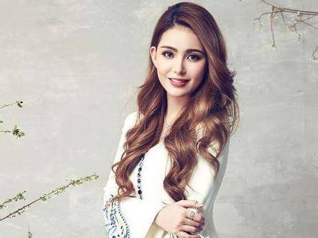 杨颖二胎孕检单不慎流出，黄晓明发博确认喜讯，邓超：年轻就是好