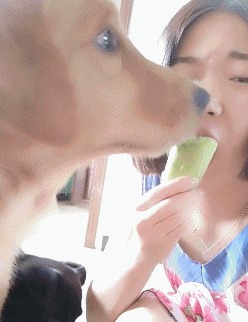 妹子，你这身高要秒杀一切啊，不愧是大长腿，还是别穿高跟鞋