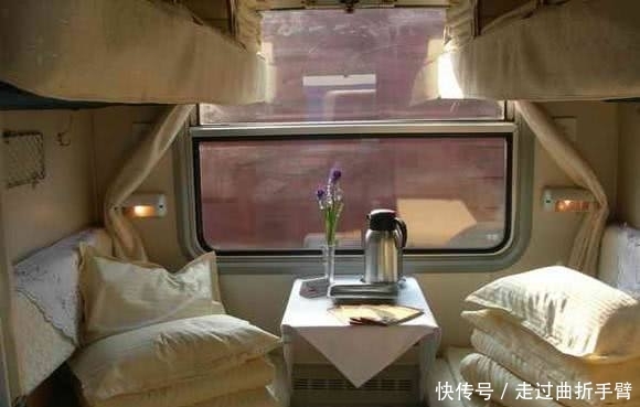 中国“最特殊”的火车，全卧铺一站式直达，被称为“流动宾馆”！