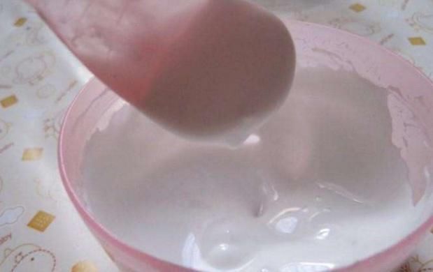 红霉素加白醋抹脸,七天祛斑不反复,皮肤干干净净