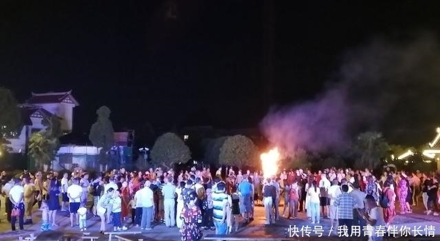 接待游客46.15万人次 平坝“十一”黄金周旅游收入3.23亿元