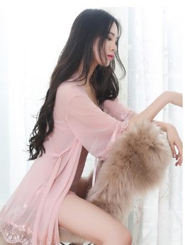 办公室女人回家不穿衣服?还有更夸张的，谁看谁害羞