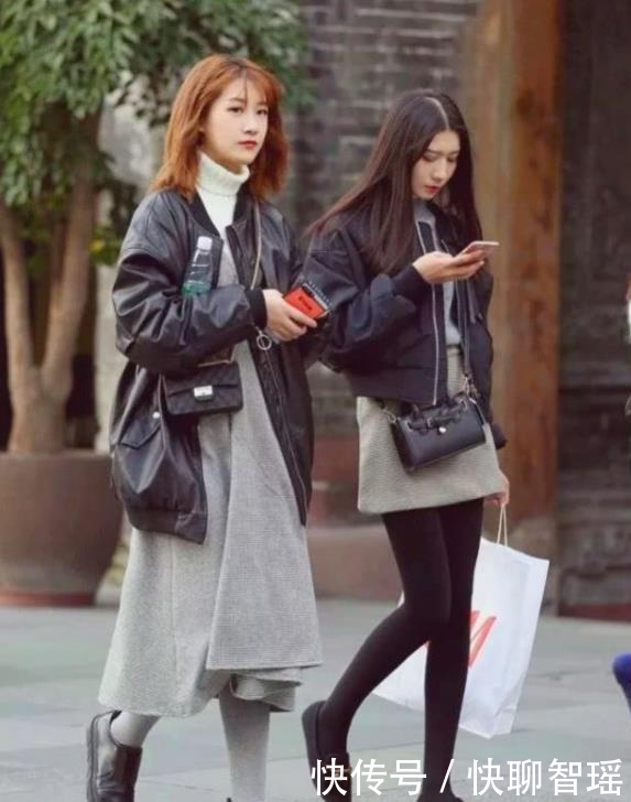  『感情』街拍穿搭：所谓的一见钟情的感情，最终还是放下了！