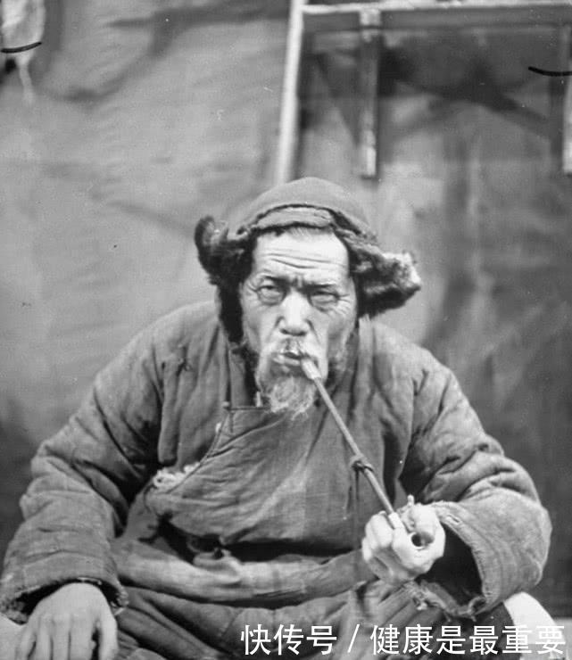  「劳动产生」杨白劳欠黄世仁的钱不还, 算不算缺乏契约精神, 算